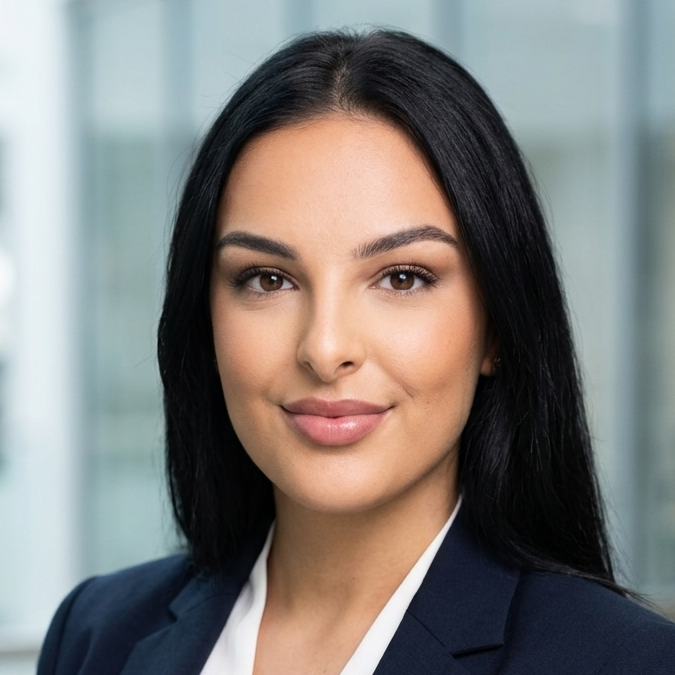 Kheira Hadjar - Gestionnaire PME/PMI Indépendante