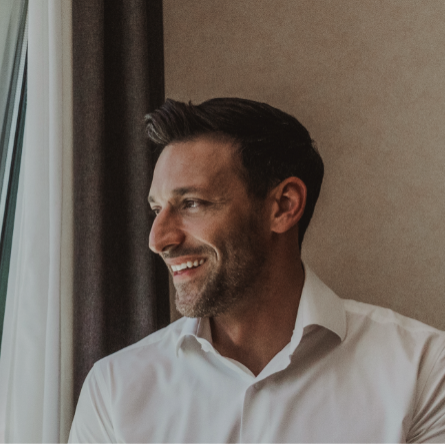 Lester M. - Senior UX Strategist & Product Designer