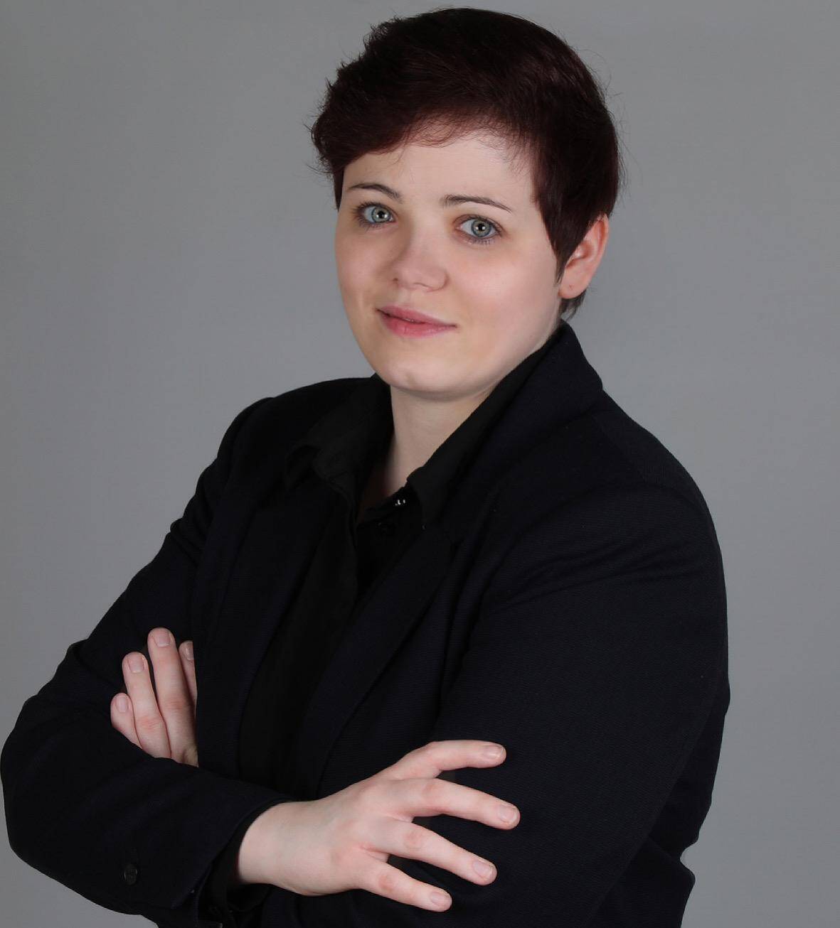 Cassandra Wiek - Coach