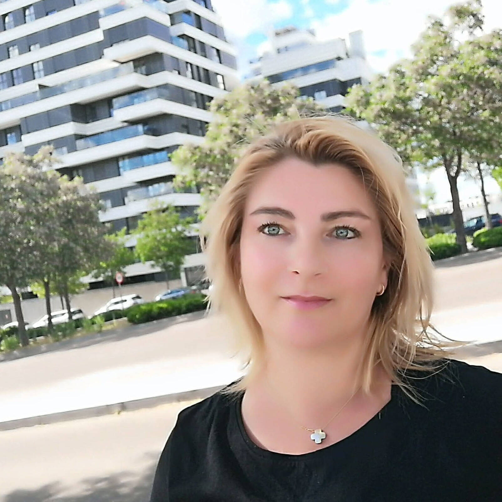 Claudia Ana Balascau - Virtual Assistant & Data Entry