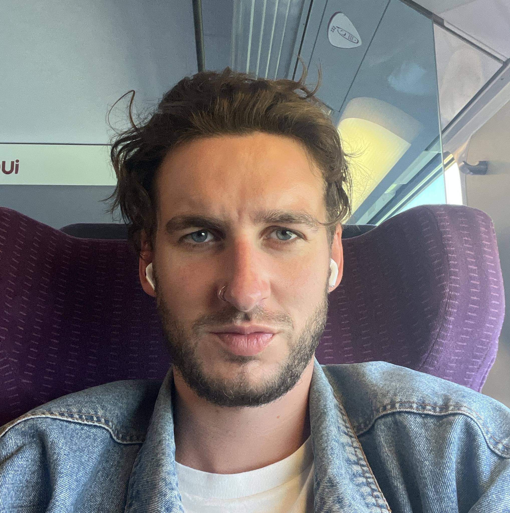 Emile Neveu