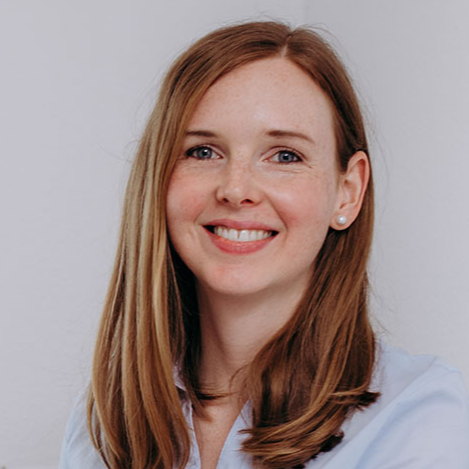 Simone  - Editorial Writer | Nutrition & Health