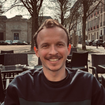 Thomas C. - Rédacteur web SEO/GEO — IA & Performance