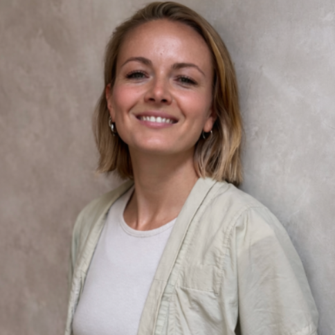 Anna Bauer - Commercial Pitch & Line Producer | Film & Photo