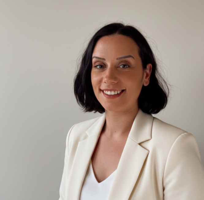 Emma Giraud - Go-To-Market (GTM) | Product marketing PMM | Saas