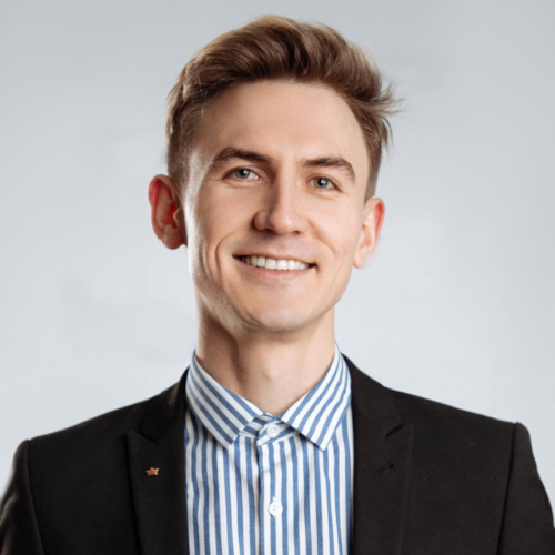 Ruslan Abdrakhmanov - Executive Marketing Advisor & CMO‑level Partner