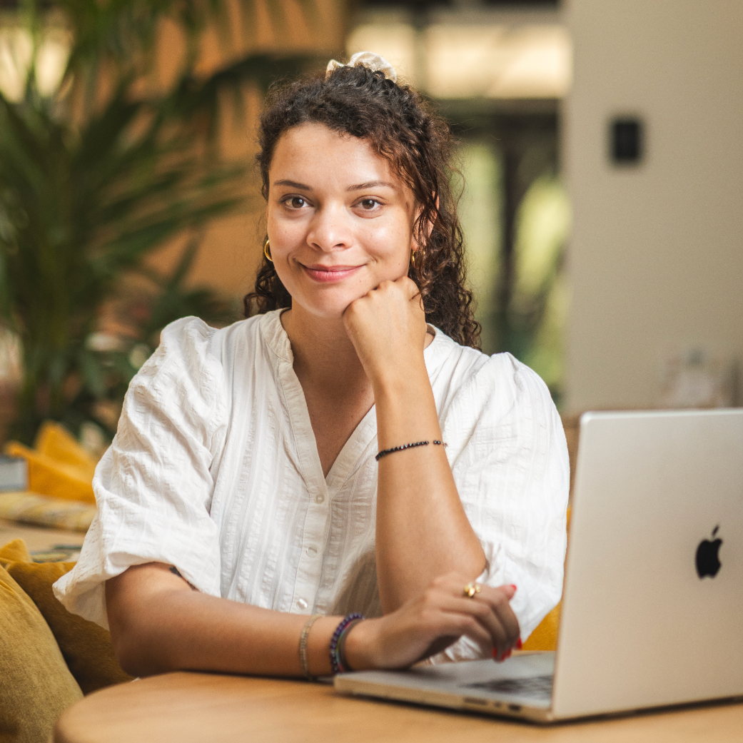 Iléana Germenot - Graphiste, illustratice, community manager