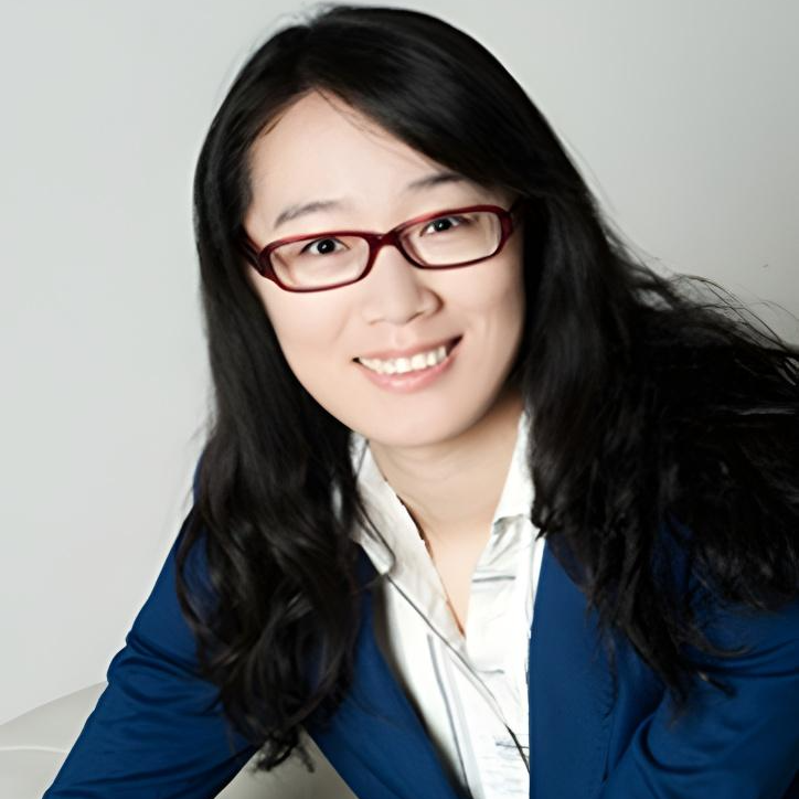 Alicia  - Finance & Controlling Consultant