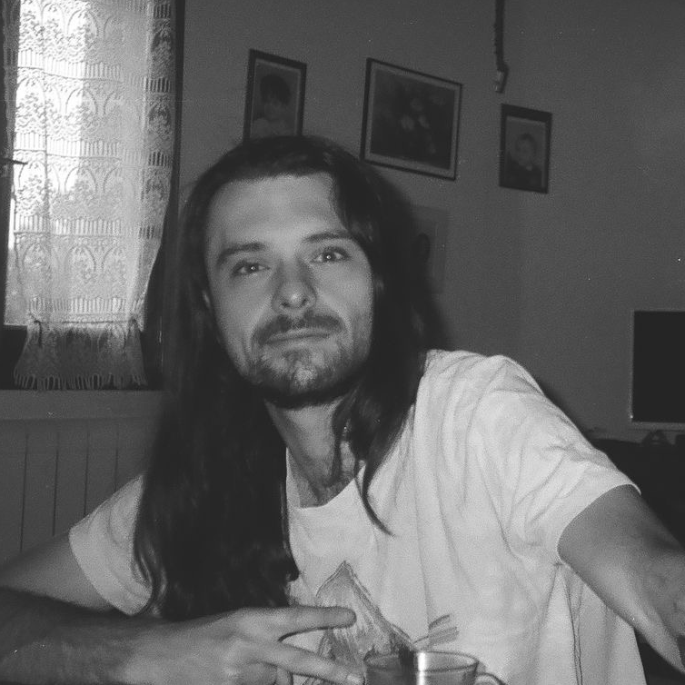 Remy Nicolas - Développeur Full Stack | React & Laravel