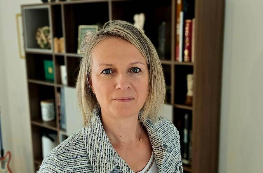 Sandrine F.