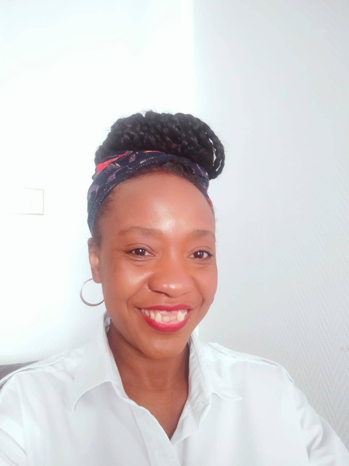 Mmd Management Services Par Oliva Moya