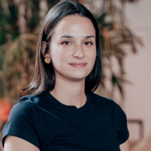 Laura Jules - Product Manager / Product Designer / B2B /  IA ⭐