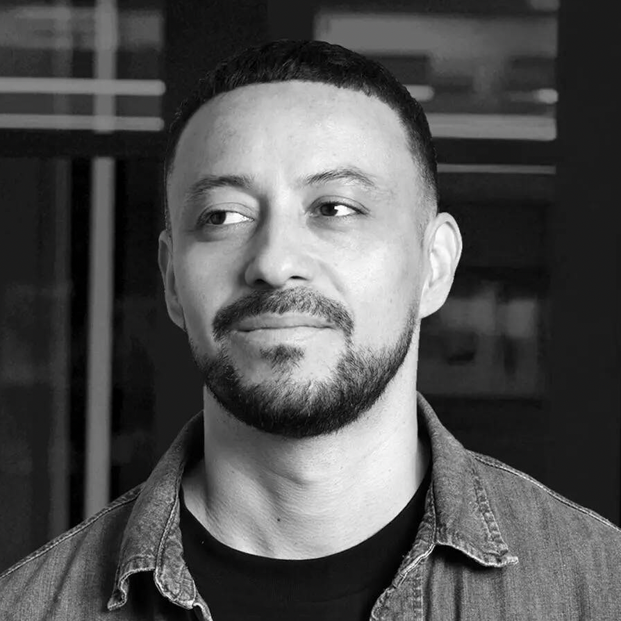 Loic Heurtebis - Designer graphique | Directeur artistique