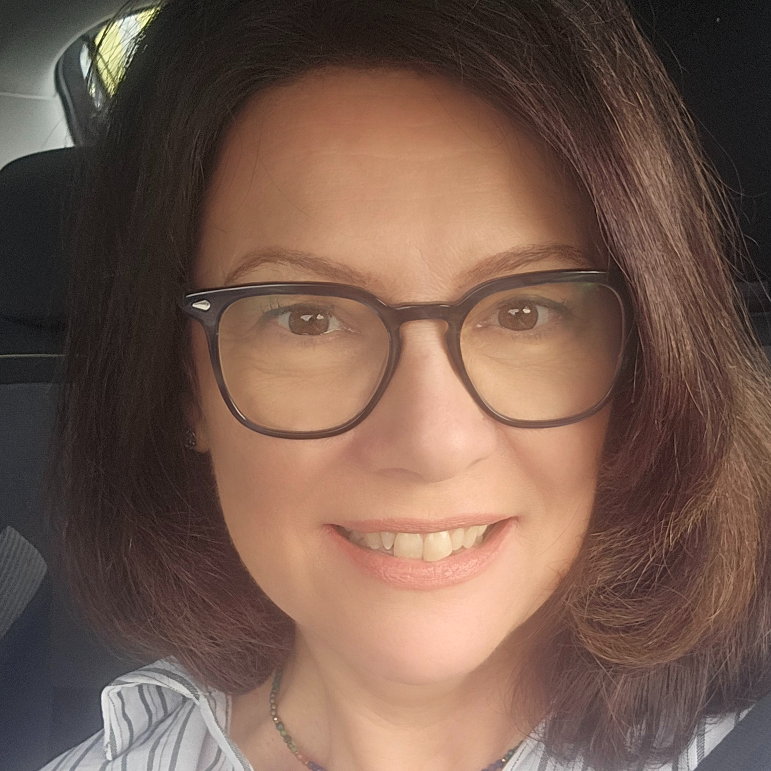 Virginie G. - Manager ciale, Gestionn. ADV, juriste dt social RH