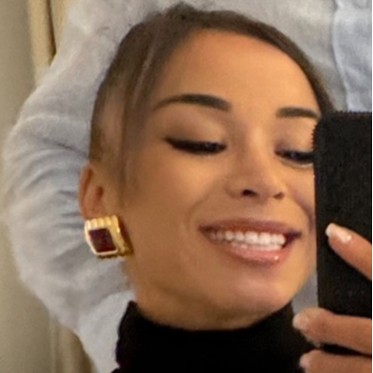 Nora Rj