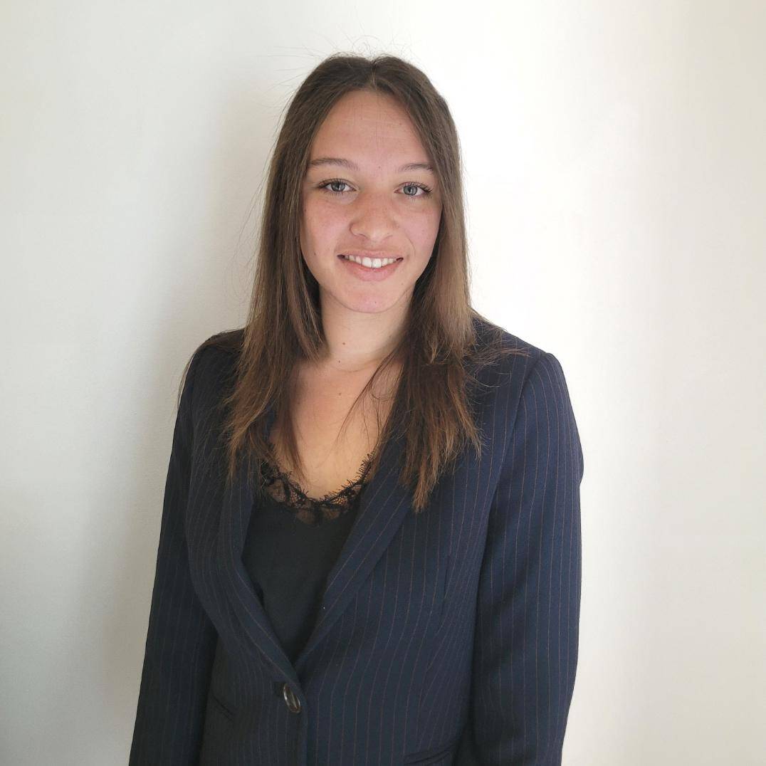 Océane  - Consultante RH – Droit social
