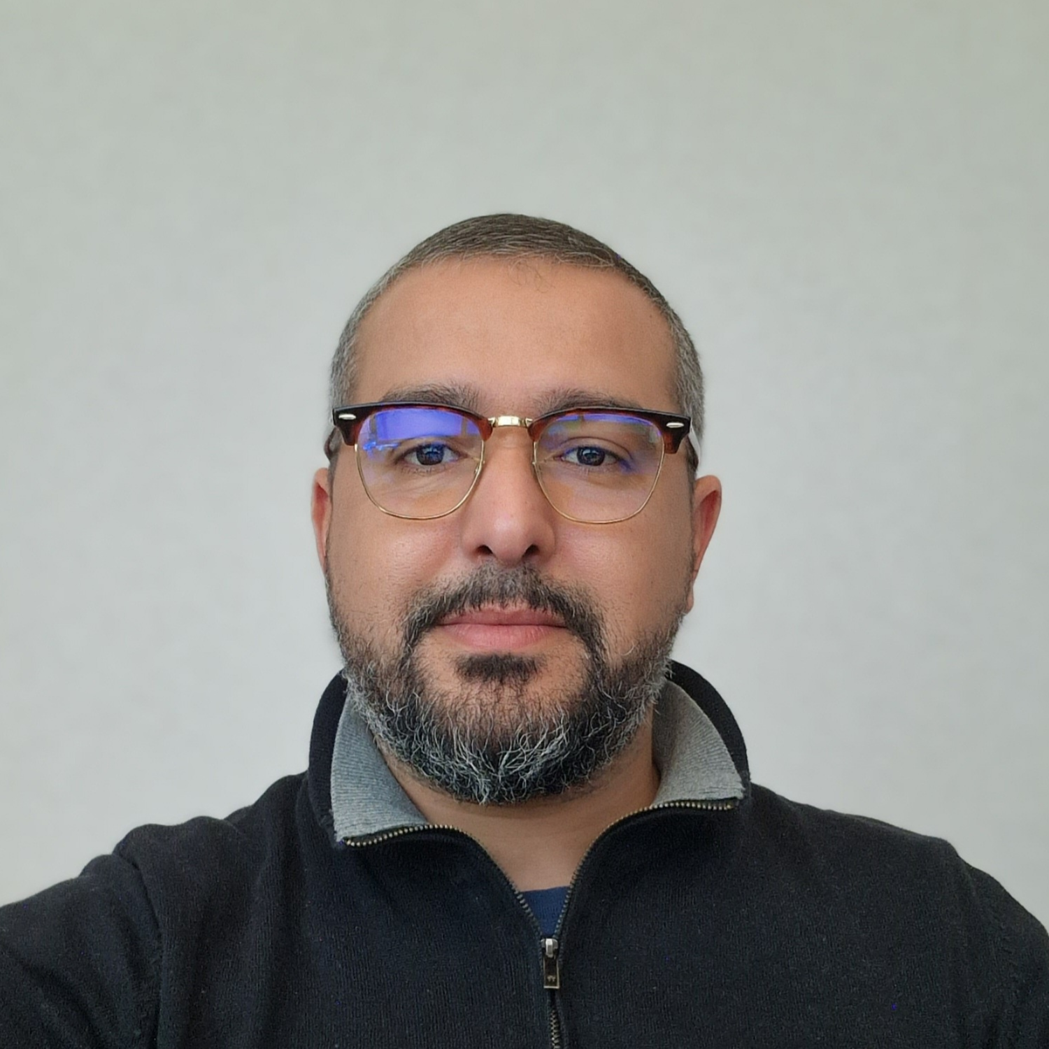 Hassan  - PROJETEUR STRUCTURE - MODELEUR BIM