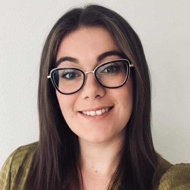 Amelie  - Juriste senior