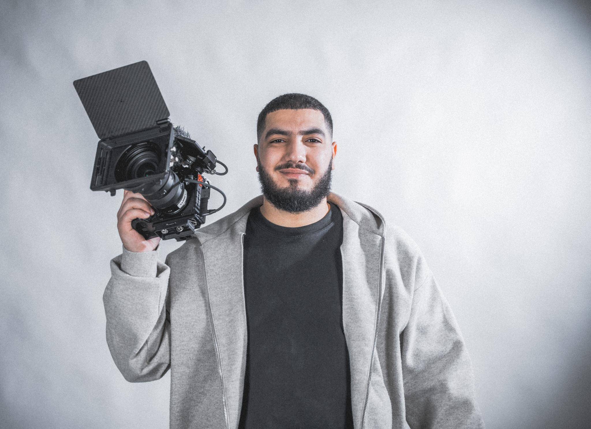 Younes H.