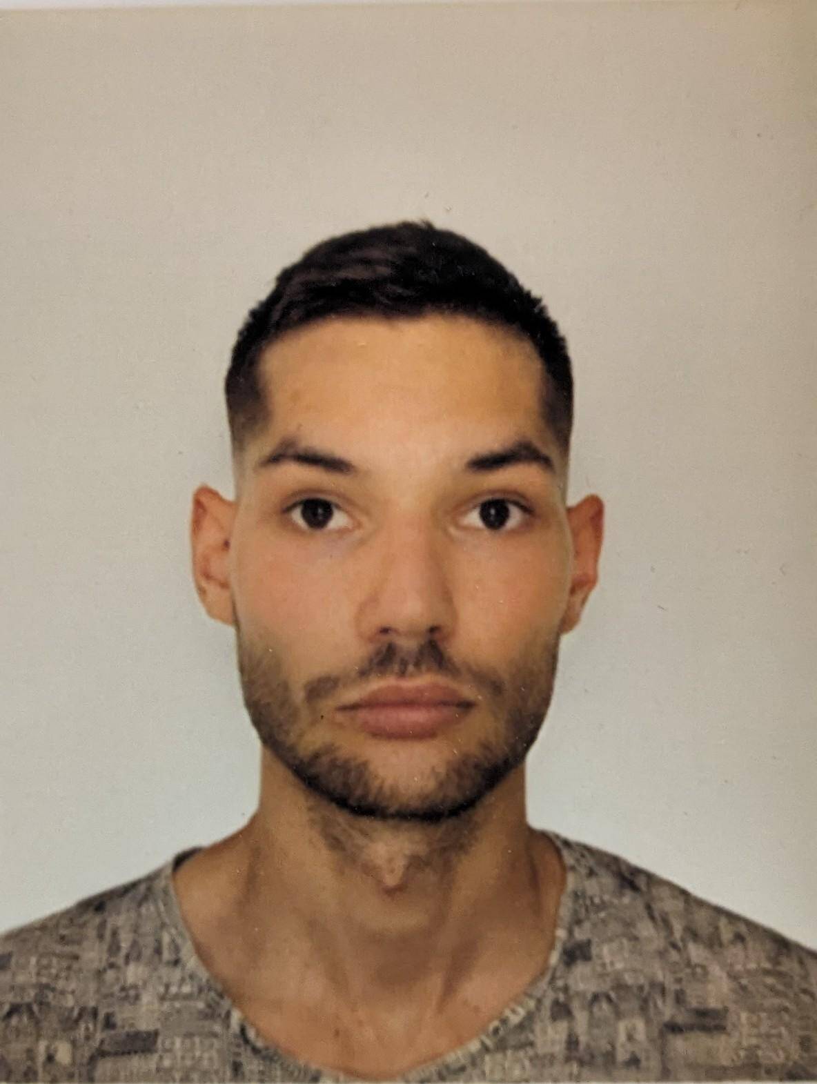 Léo D.