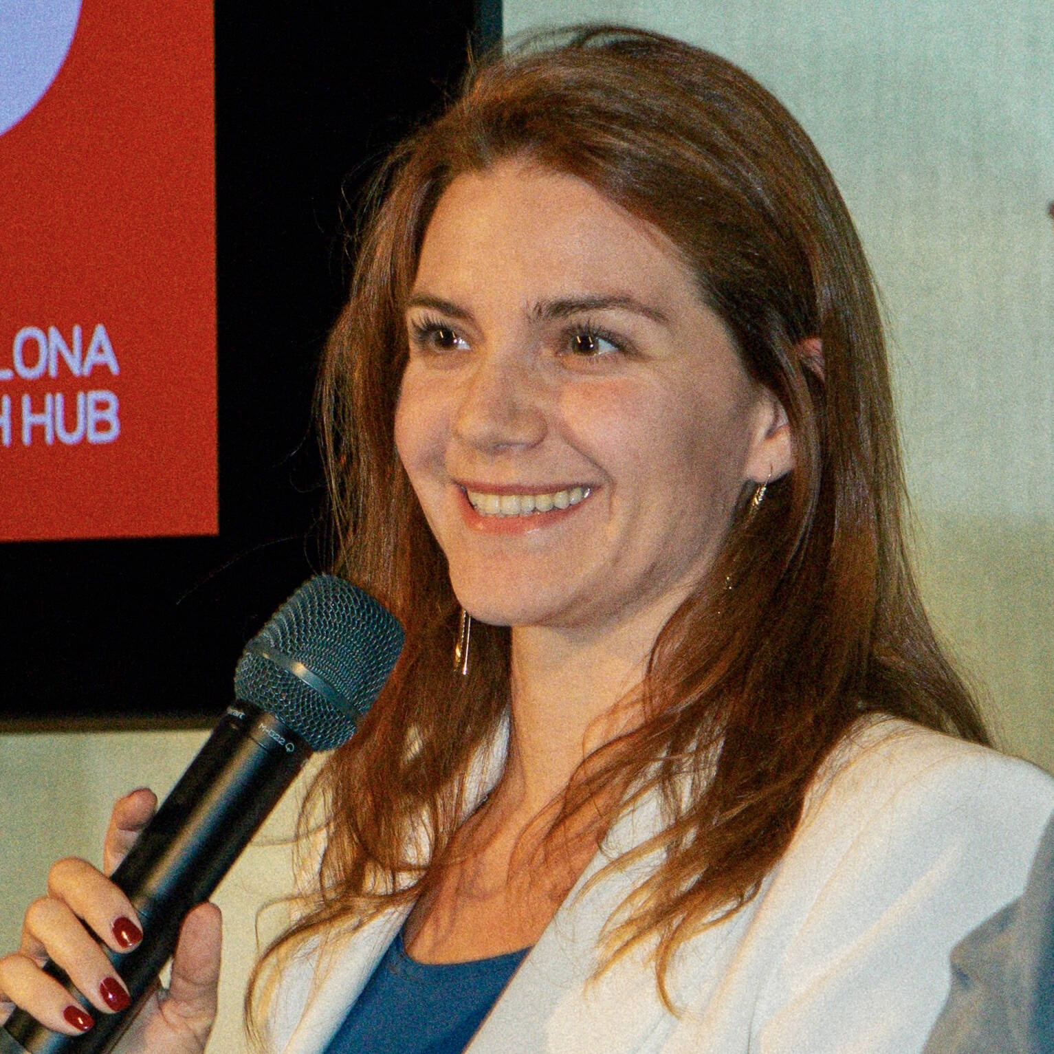Veronica M. - Innovation Project Manager | AI SaaS | Agile