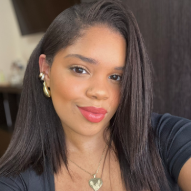 Naomi Ramírez - Customer Experience Specialist | Virtual Assistant