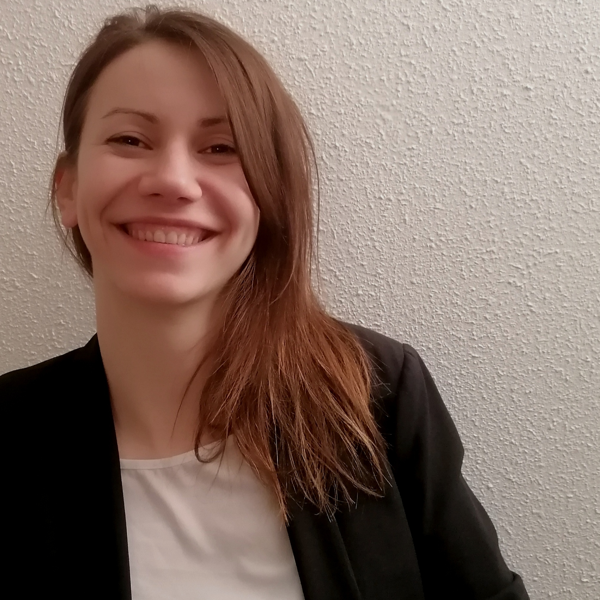 Tatjana  - D manager / D management assistance