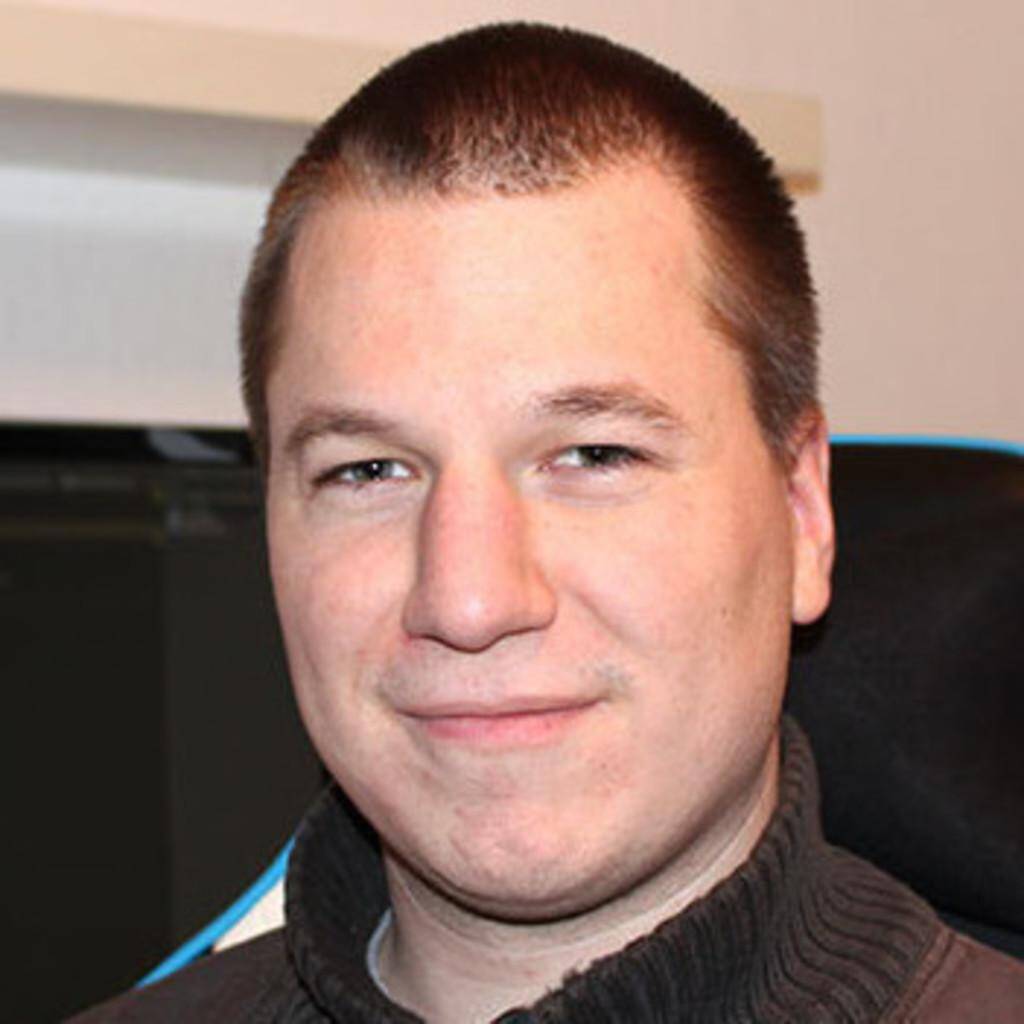 Michael E. - B2B SaaS Fullstack Engineer | Angular • Go • Fireb