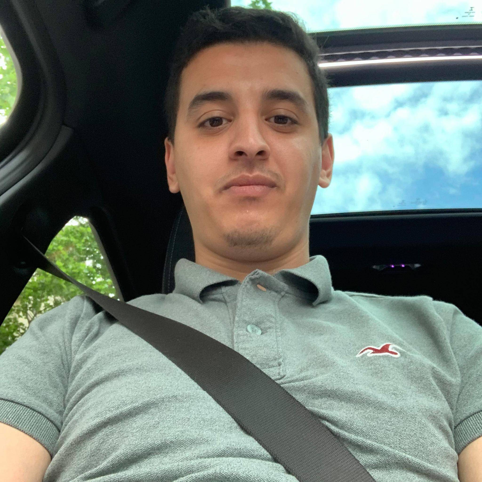 Rajwen Fakhfakh - Développeur Full Stack - IA / LLM / Agents