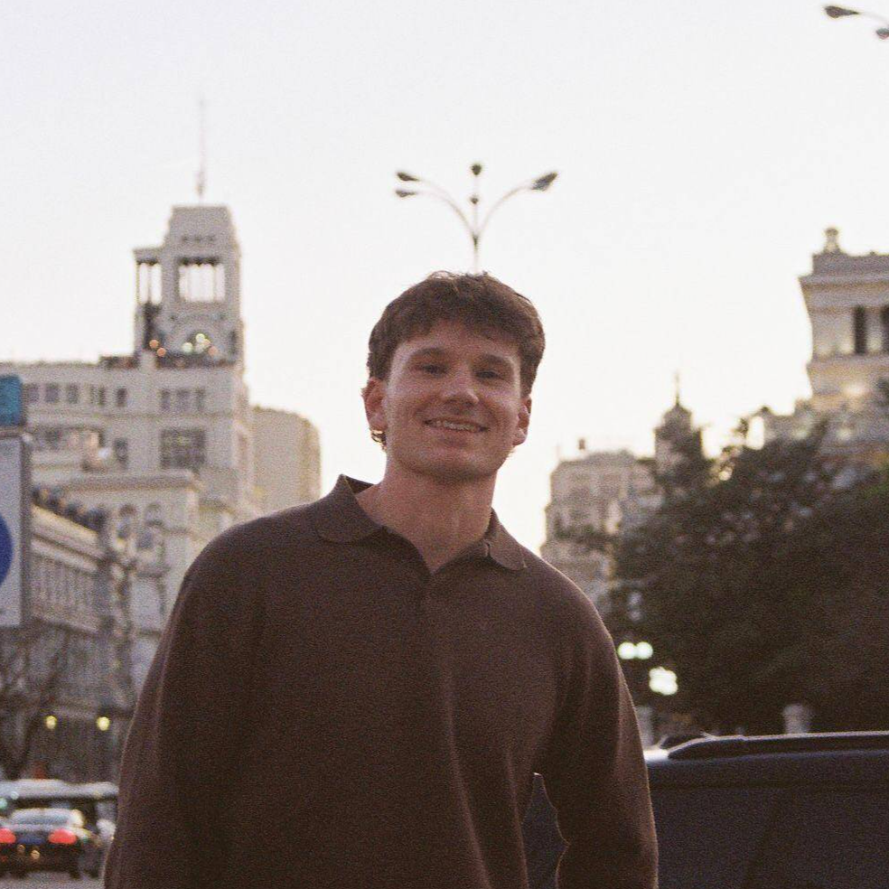 Jamie Scott - Bilingual Communications Specialist