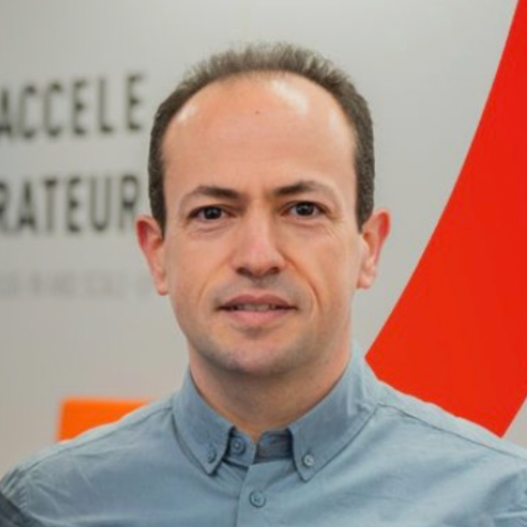 Aymen Touhent - Business Analyst Senior | IA · EDI · Startups