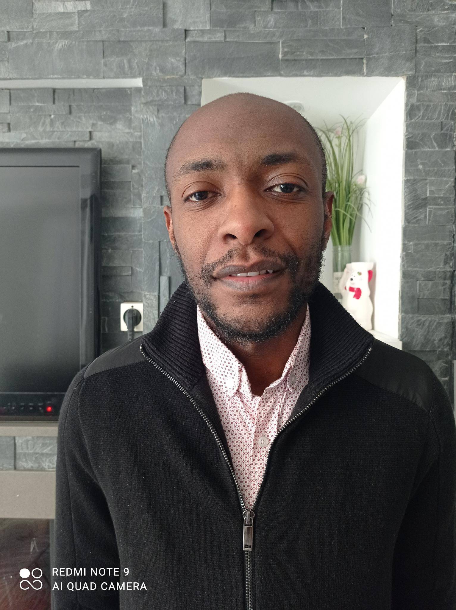Claudy M. - Power Electronic Control designer