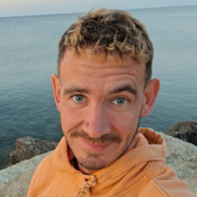 Camille Demarle - Product Builder | AI Engineer | RAG | Agent IA