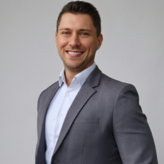 Igor Terekhin - AI Adoption & Change Management Consultant