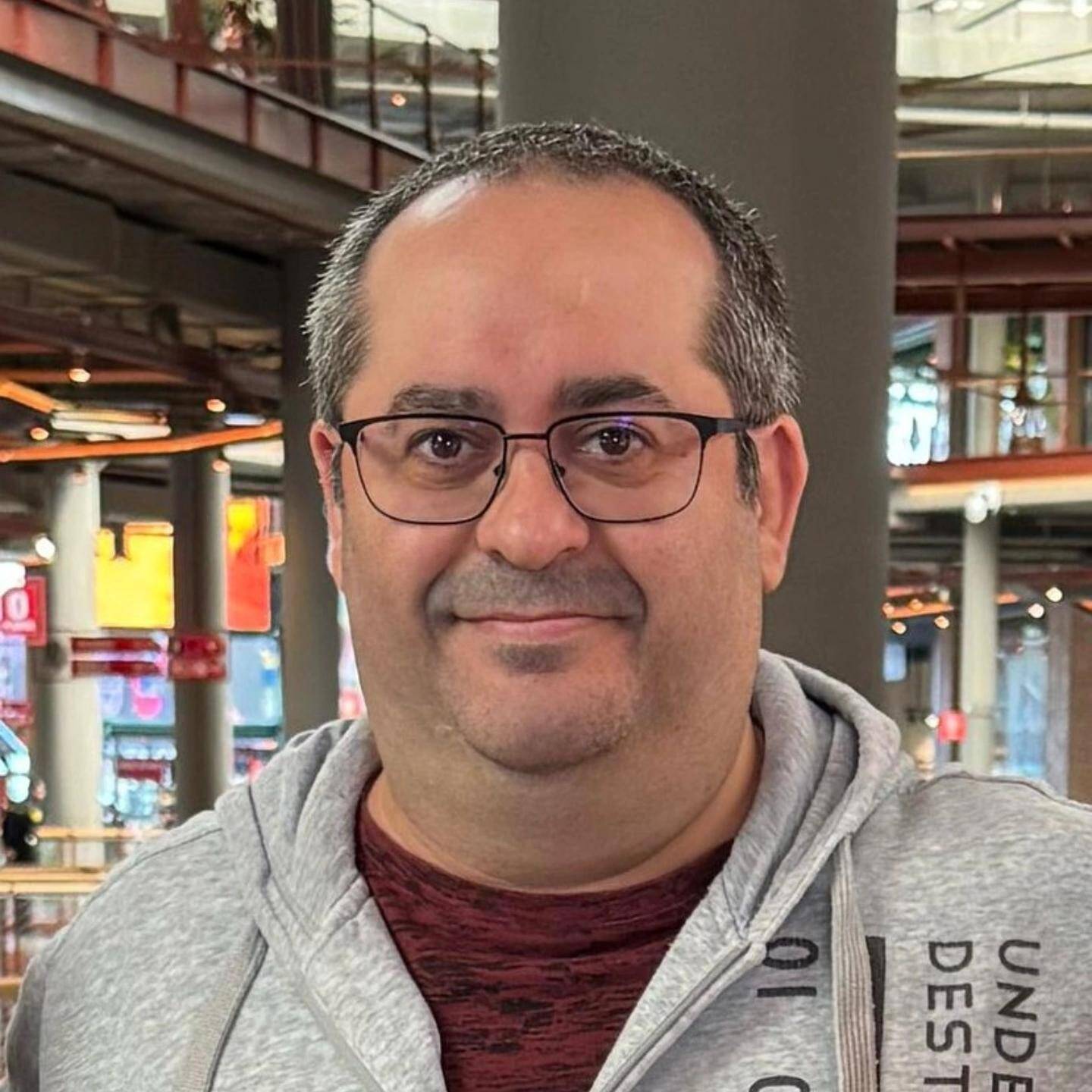Angel Castro - PHP, JavaScript, Python y C#