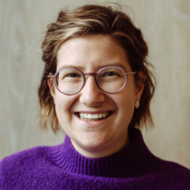 Flore V. - Allround Graphic Designer