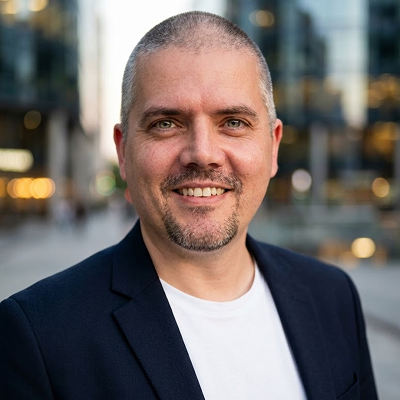 Niels Van Der Linden - Product Builder