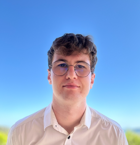 Antoine B. - Développeur logiciel C++, JavaScript et TypeScript
