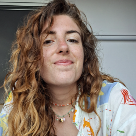 Gabrielle Gorsky Croguennec - Chargée de communication/Graphiste