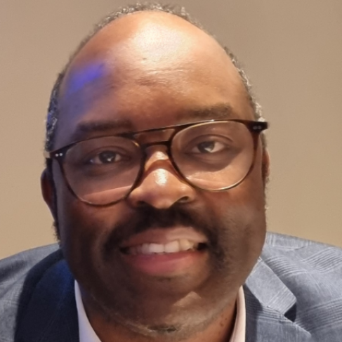 Ariel Yepmegni Nana - Ingénieur .Net Core Devops.