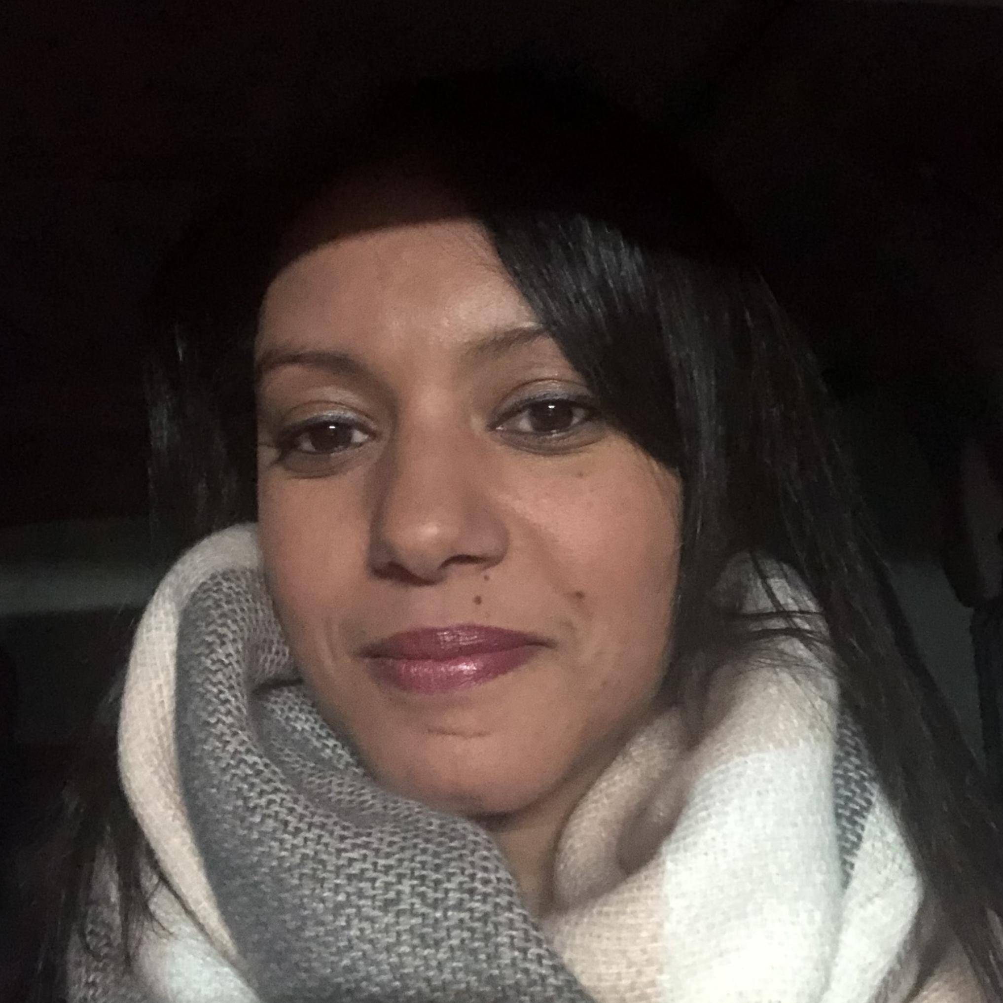Leila  - SALES REPRESENTATIVE FOR DIET AND COSMETICS