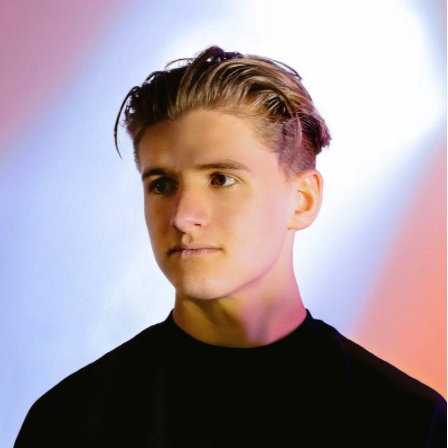 Florin  - 3D Director & Visual Producer