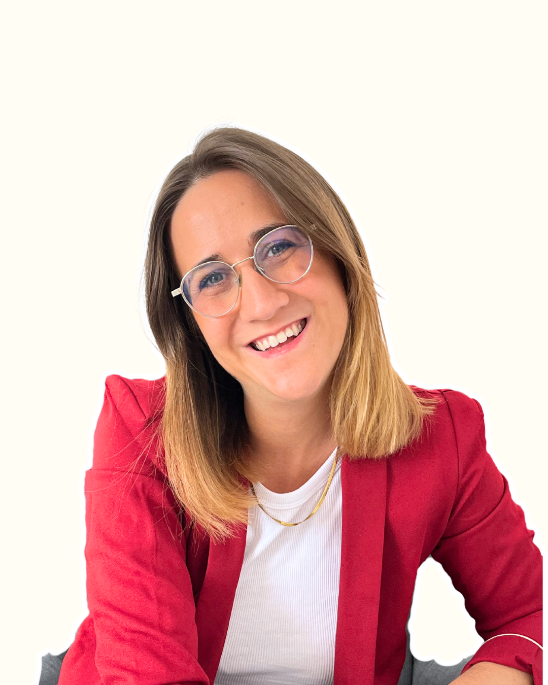 Clara  - Editorial & Social Media Manager
