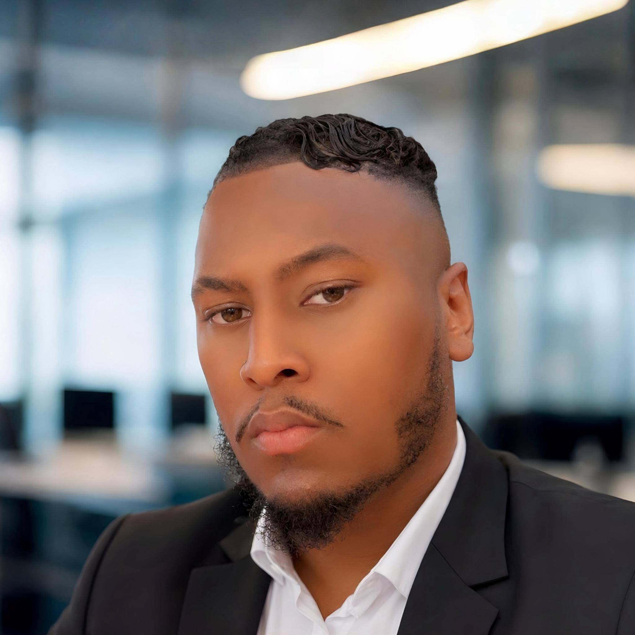 Antony Ladeon - Business / Apport d’affaires / Marketing 