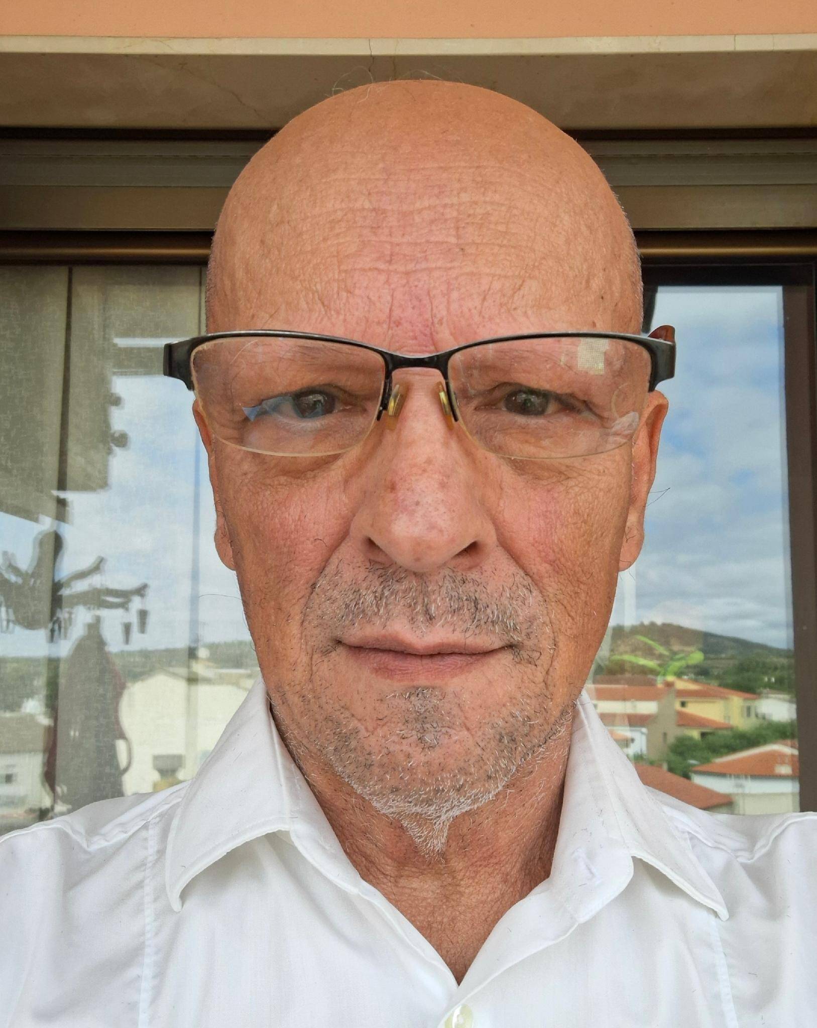 Antonio Almendros Cuenca