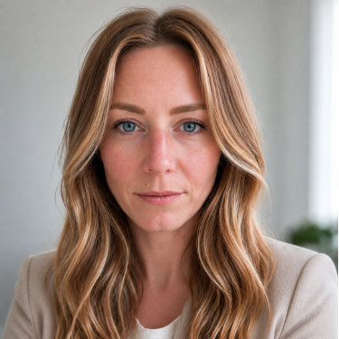 Louisa Just - Executive Assistant|Documentation&Presentations