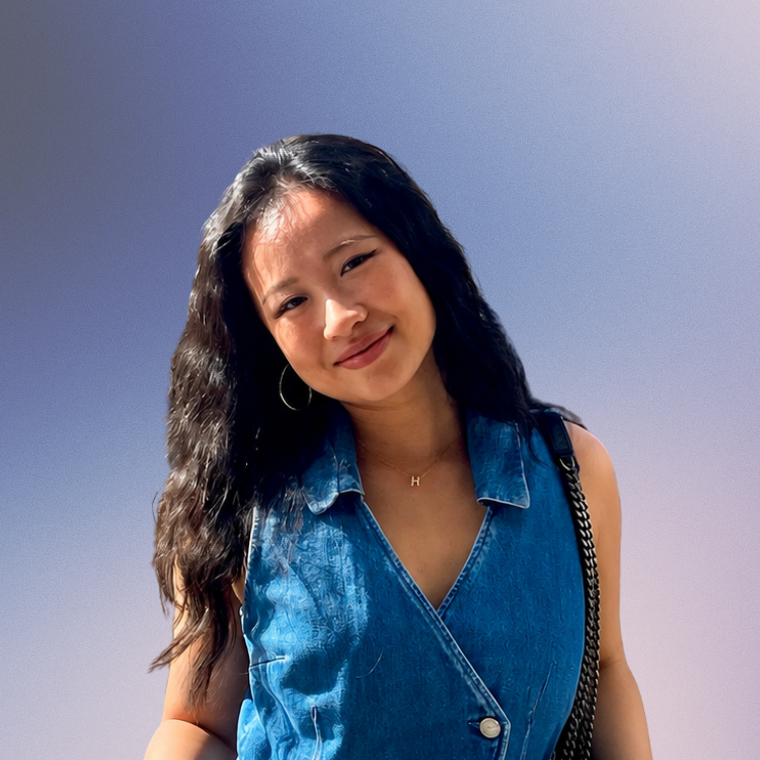 Julie W. - Consultante en communication visuelle & Peintre 