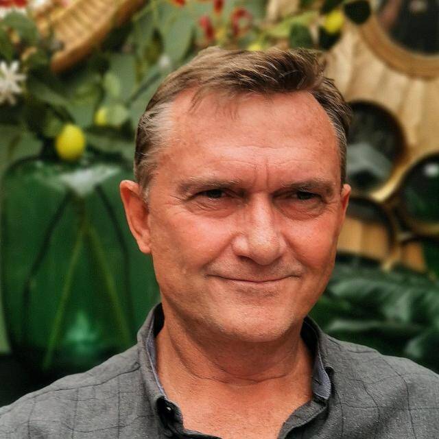 Lowell Bennett
