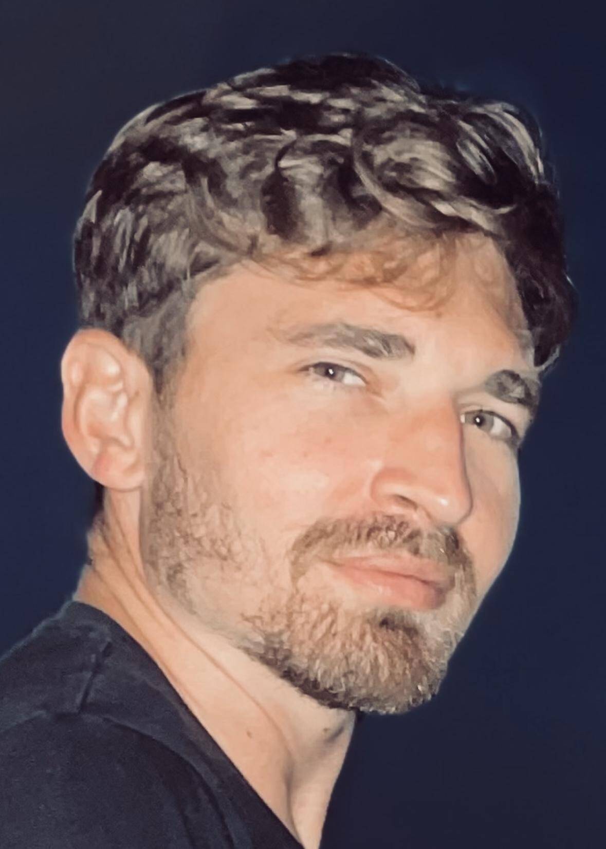 Lucas G.