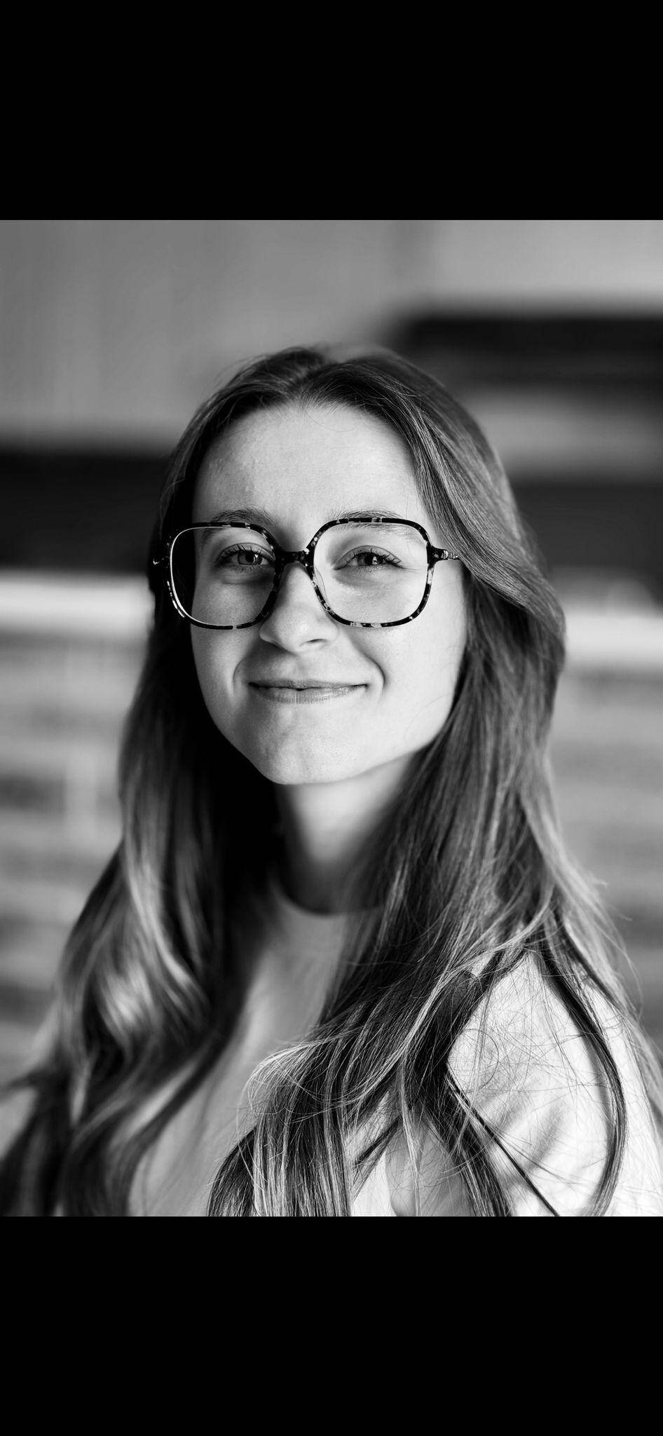 Eline G.
